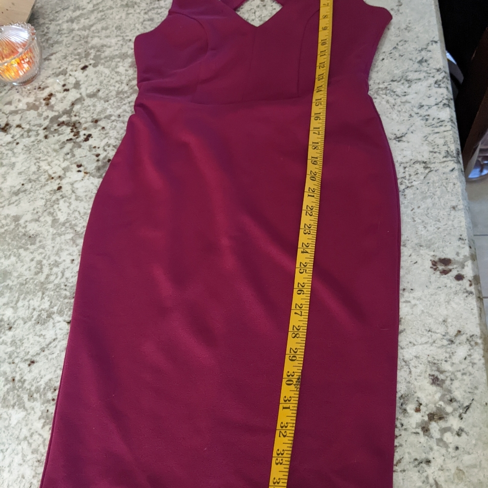 Lulu's Dress - Picture 4 of 8